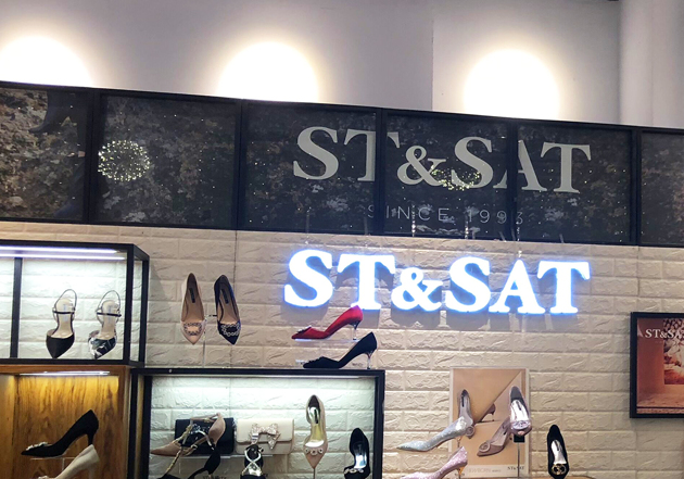 St_sat_________________2.thumb_head