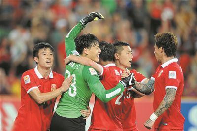 18b42b98c12e23f9b7d7b0d50e7caee7