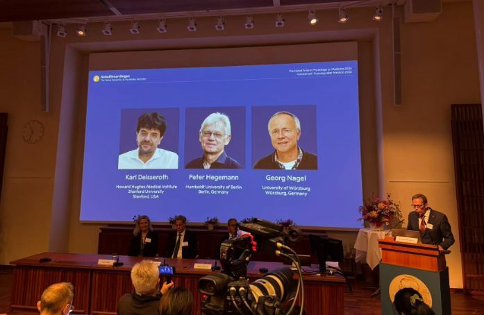 专题 | 2026年诺贝尔生理学或医学奖揭晓