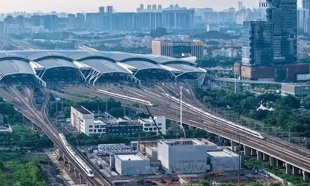 全国最忙高铁站，不甘只做“宇宙第一”