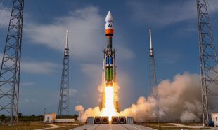 美股齐涨，SpaceX涨超7%；我国成功发射谷神星一号海射型遥八运载火箭；10月27日—29日，2026卫星互联网产业生态大会将在上海举行；英伟达推出自动驾驶安全评估框架，奔驰、沃尔沃等车企加速布局L3及L4自动驾驶——《投资早参》